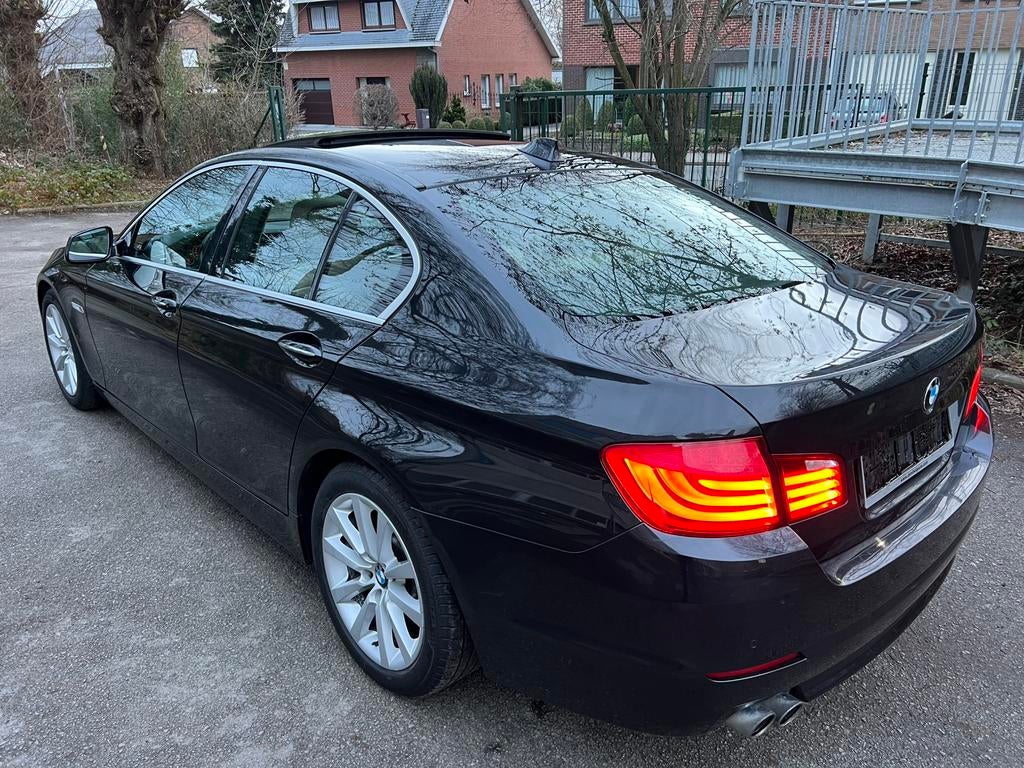 BMW 520D Bi Xenon/Open Dak/Zetelverwarming, Auto's, Euro 5, 5 deurs, Particulier, Bluetooth