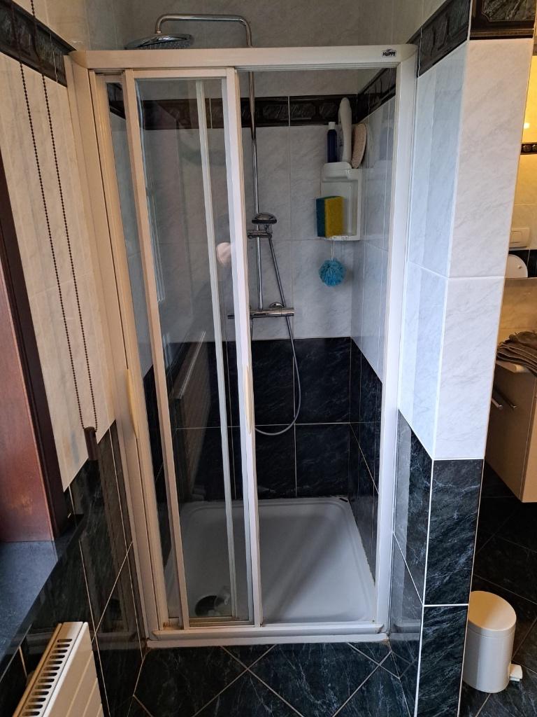 Douche, Ophalen, Zo goed als nieuw, Douche