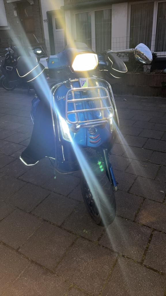 Vespa sprint 80cc, Vélos & Vélomoteurs, Scooters | Vespa, Comme neuf, Enlèvement