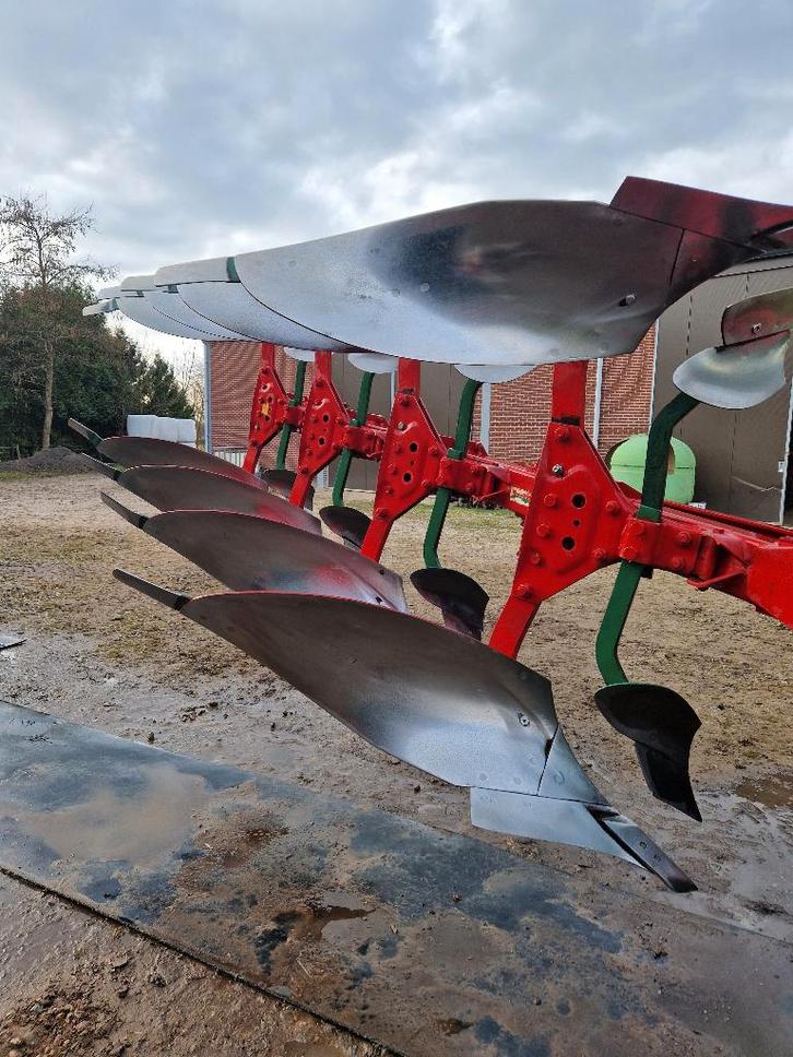 4 schaar kverneland wentelploeg (ploeg), Articles professionnels, Agriculture | Outils, Enlèvement