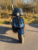 Vespa sprint 80cc full option, Ophalen, Zo goed als nieuw