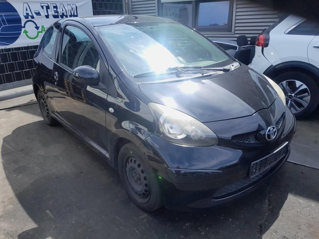AMORTISSEUR OU ABSORBEUR DE CHOC AVANT DROIT Aygo (B10), Utilisé, Toyota