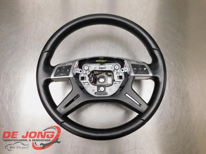 Volant d'un Mercedes C-Klasse, Autos : Pièces & Accessoires, Commande, Mercedes-Benz, Utilisé, 3 mois de garantie, Enlèvement ou Envoi