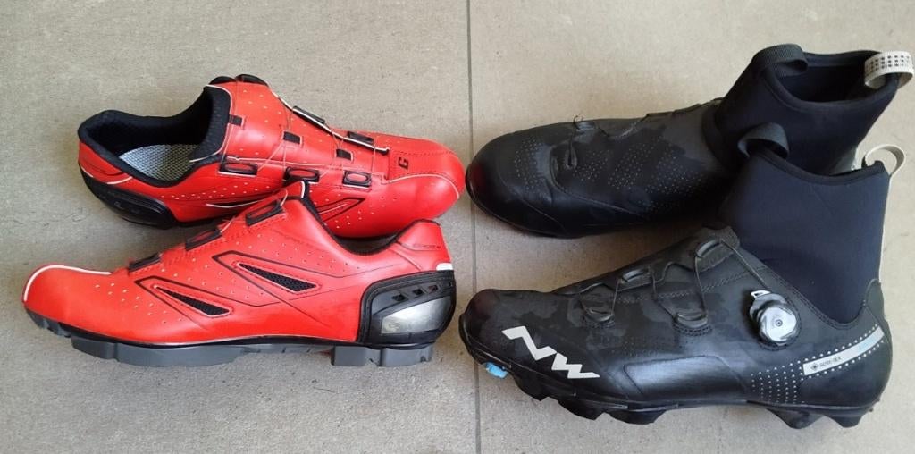 MTB schoenen, pedalen en helm, Ophalen of Verzenden, Zo goed als nieuw, Overige maten, Schoenen