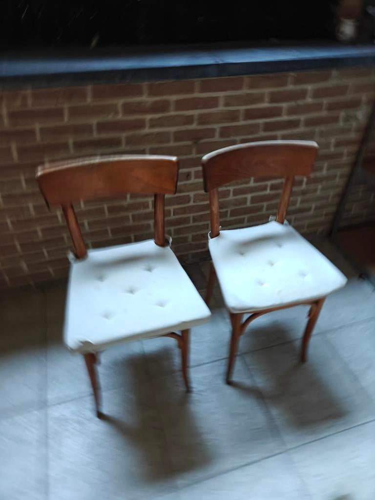 Places gratuites, Maison & Meubles, Chaises, Enlèvement