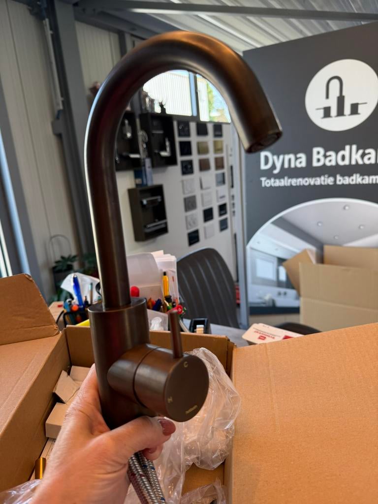 Wastafel mengkraan, Doe-het-zelf en Bouw, Ophalen, Nieuw, Wastafel