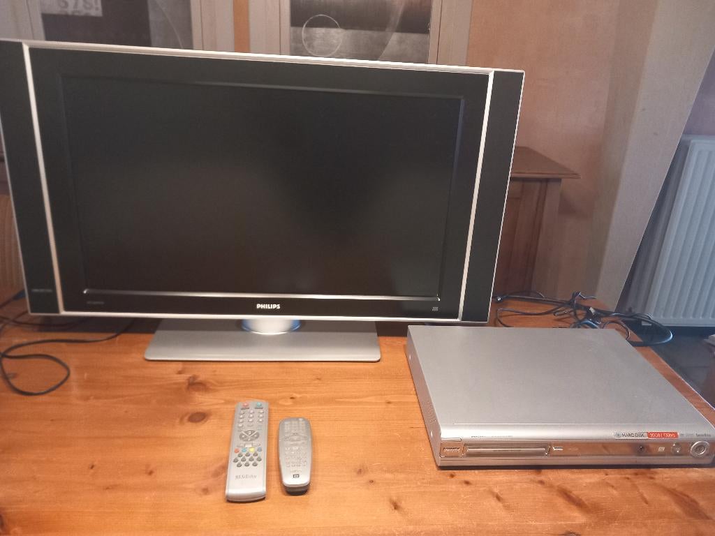 Téléviseur plat Philips 80 cm et lecteur DVD Philips, TV, Hi-fi & Vidéo, Télévisions, Enlèvement ou Envoi, Philips