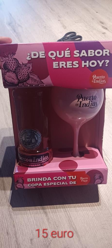 Strawberry gin, Diversen, Ophalen, Nieuw