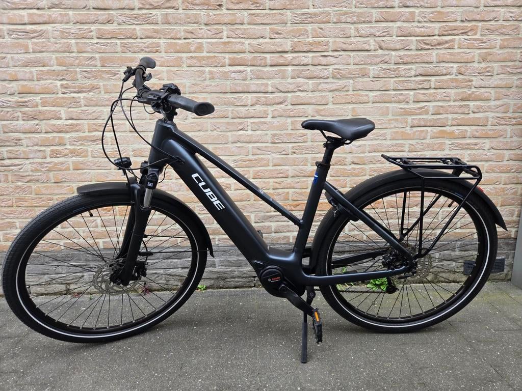 Cube
Touring Hybrid ONE 500 van 2023. Maat 54., Vélos & Vélomoteurs, Vélos électriques, Enlèvement, Cube