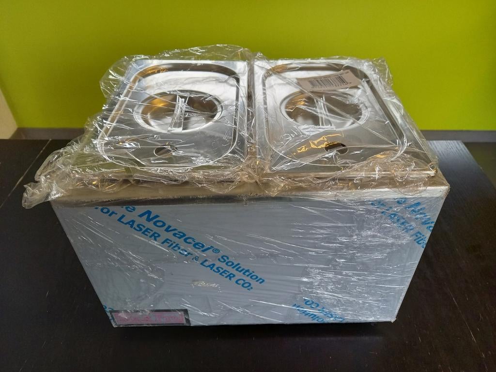 Sausdispenser, Zakelijke goederen