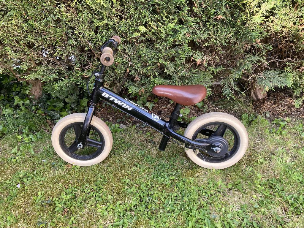Draisienne BTWIN (Décathlon), Enfants & Bébés, Jouets | Extérieur | Véhicules & Draisiennes, Enlèvement, Utilisé