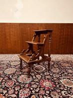 Klassiek Engelse Bibliotheektrap Trap, Enlèvement