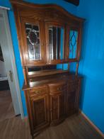 Kast met spiegeltjes, Ophalen