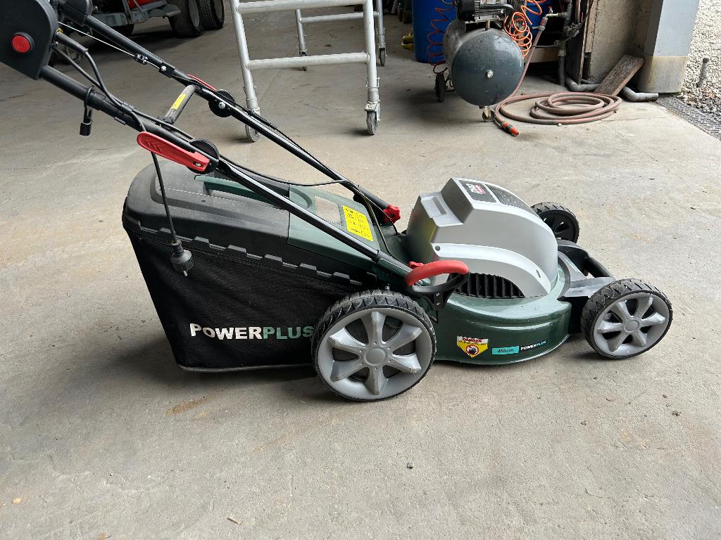 Elektrische grasmaaier, Ophalen, Cirkelmaaier, Elektrische grasmaaier, Zo goed als nieuw