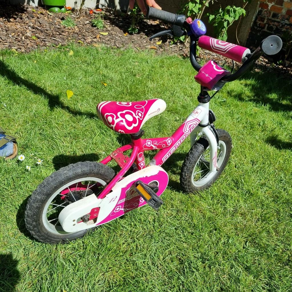 Kinderfiets met zijwieltjes ongeveer 13 inch, Fietsen en Brommers, Ophalen, Zijwieltjes