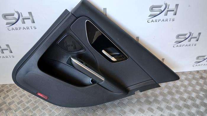 Portierbekleding 4Deurs rechts-achter van een Mercedes C-Kla, Gebruikt, -, Ophalen of Verzenden, -