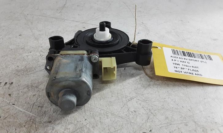 MOTOR RAAMMECHANIEK RECHTS ACHTER A3 Sportback (8VA / 8VF), Auto-onderdelen, Carrosserie, Audi, Achter, Rechts, Gebruikt