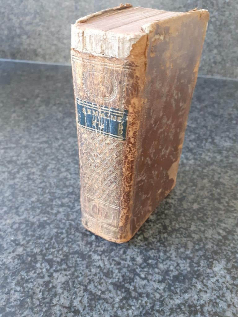 Antiek religieus boek, Antiquités & Art, Antiquités | Livres & Manuscrits, Enlèvement