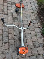 Stihl FS480 - avec lame et tête de fil, Jardin & Terrasse, Enlèvement, Utilisé, 10 à 30 cm, Essence