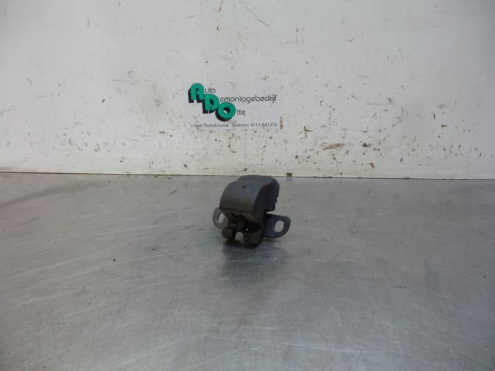 Serrure hayon d'un Opel Combo (Combo 02-), Autos : Pièces & Accessoires, Carrosserie & Tôlerie, Opel, Utilisé, Enlèvement ou Envoi