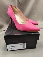 Schoenen Giulia maat 37 - nooit gedragen, Gulia, Nieuw, Ophalen of Verzenden, Rood