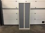 (92) Metalen smalle rolluikkasten lichtgrijs met legplanken, Zakelijke goederen, Ophalen