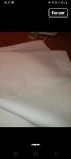 Une tenture blanche neuf 145 x 250, Maison & Meubles, Enlèvement ou Envoi