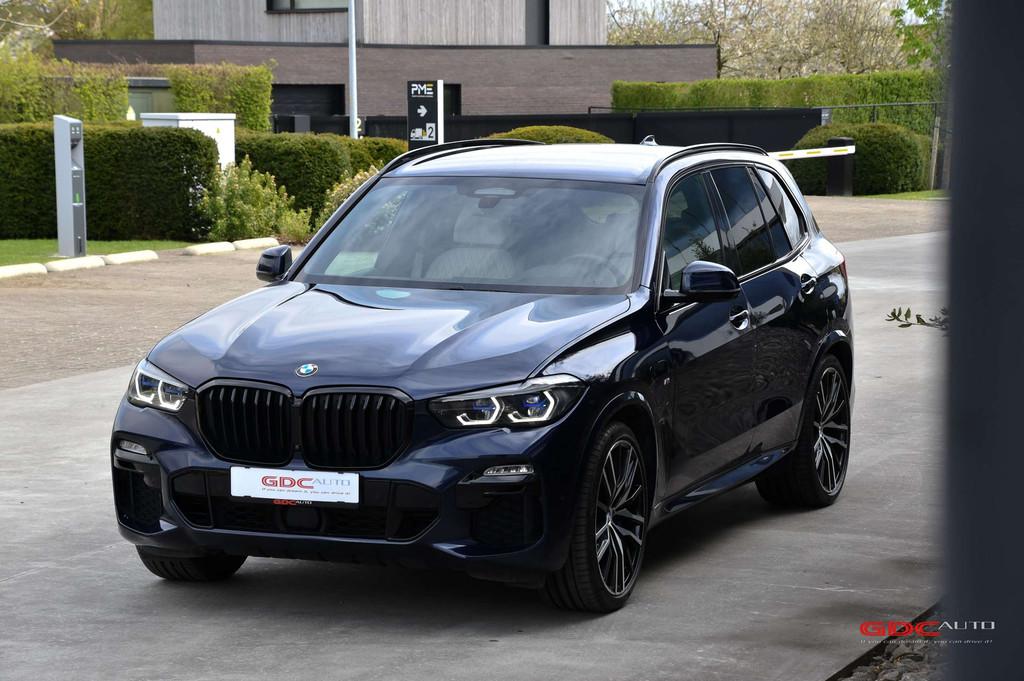 BMW X5 X5 Hybride l M Sport Pakket l (bj 2021, automaat), Auto's, Automaat, Blauw, Leder, 5 zetels