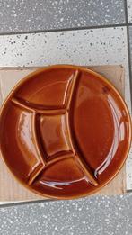 12 assiettes à fondue/assiettes d'étagère vintage, Maison & Meubles, Enlèvement, Neuf, Céramique, Assiettes(s)