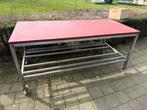 Verrijdbare inox tafel met kunstof blad, Ophalen