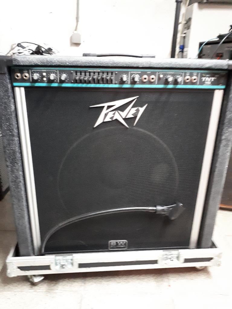 Peavey TNT 115 bascombo – 150W, Ophalen