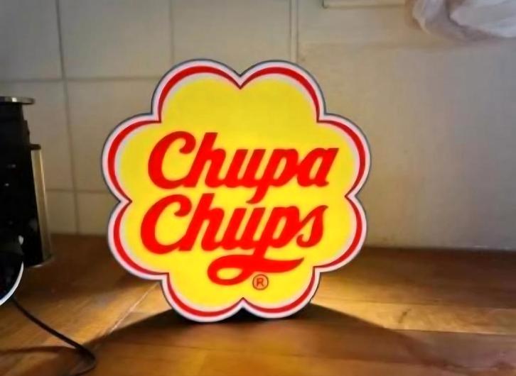 Leuke en opvallende Chupa Chups lamp in XL formaat. De lamp, Verzamelen, Merken en Reclamevoorwerpen, Nieuw, Ophalen of Verzenden