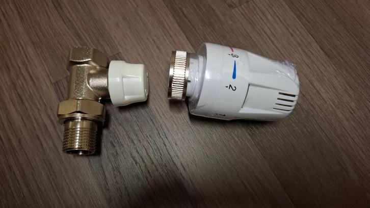 Thermostatische radiatorklep, Doe-het-zelf en Bouw, Verwarming en Radiatoren, Nieuw, Radiator, Verzenden