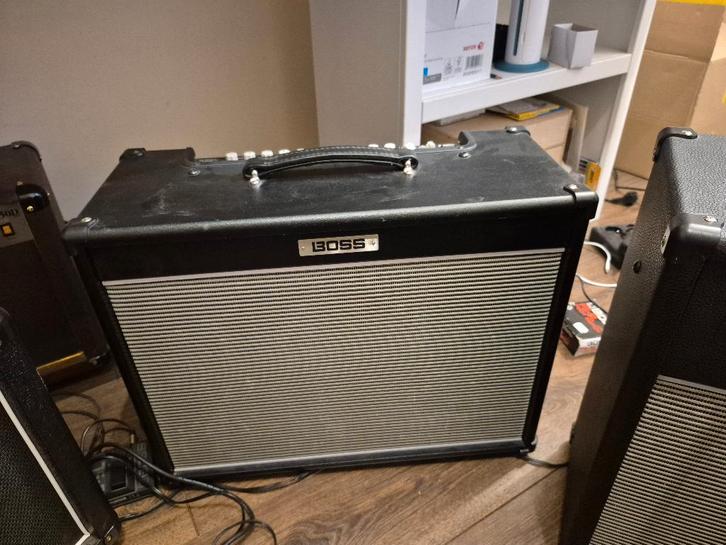 Boss Nextone Artist 80 W, Musique & Instruments, Amplis | Basse & Guitare, Comme neuf, Guitare, 50 à 100 watts, Enlèvement