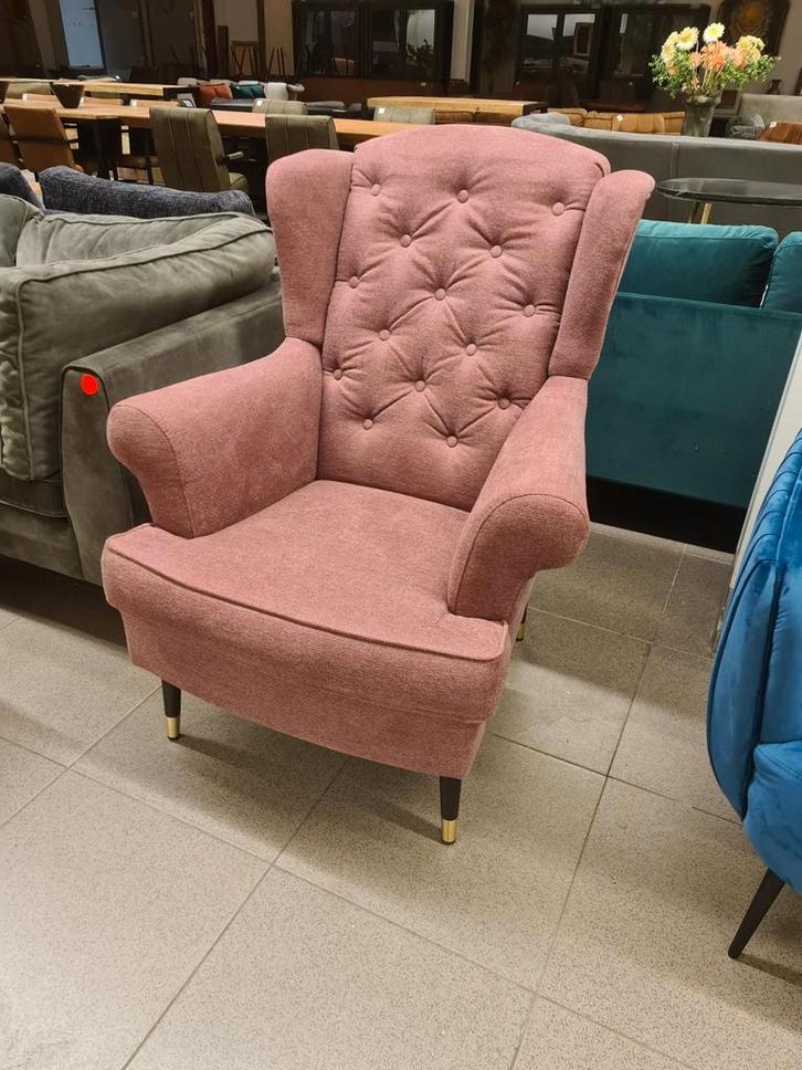 Fauteuil New Rural Ear en tissu bordeaux clair 235€, Maison & Meubles, Accessoires pour la Maison | Autre, Neuf, Enlèvement