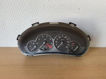 kilometerteller peugeot 206 2 stekkers 9634961480 '98 - '02 beschikbaar voor biedingen
