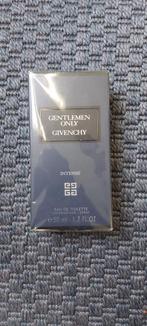 Eau de toilette intense Givenchy, Bijoux, Sacs & Beauté, Enlèvement, Neuf