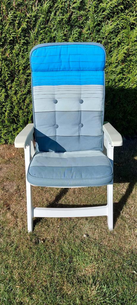 Stevige tuinstoelen met degelijke kussens, Tuin en Terras, Tuinstoelen, Ophalen