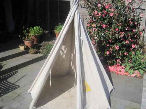Speeltent merk Colorique Wigwam Tipi, Kinderen en Baby's, Speelgoed | Speeltenten, Zo goed als nieuw, Ophalen