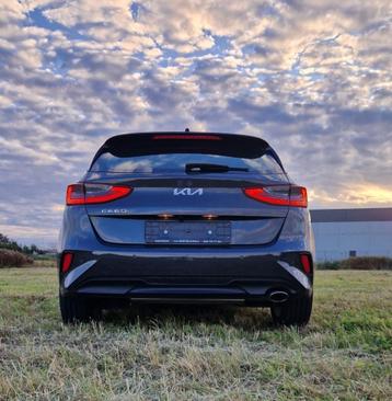 KIA CEED BENZINIE beschikbaar voor biedingen