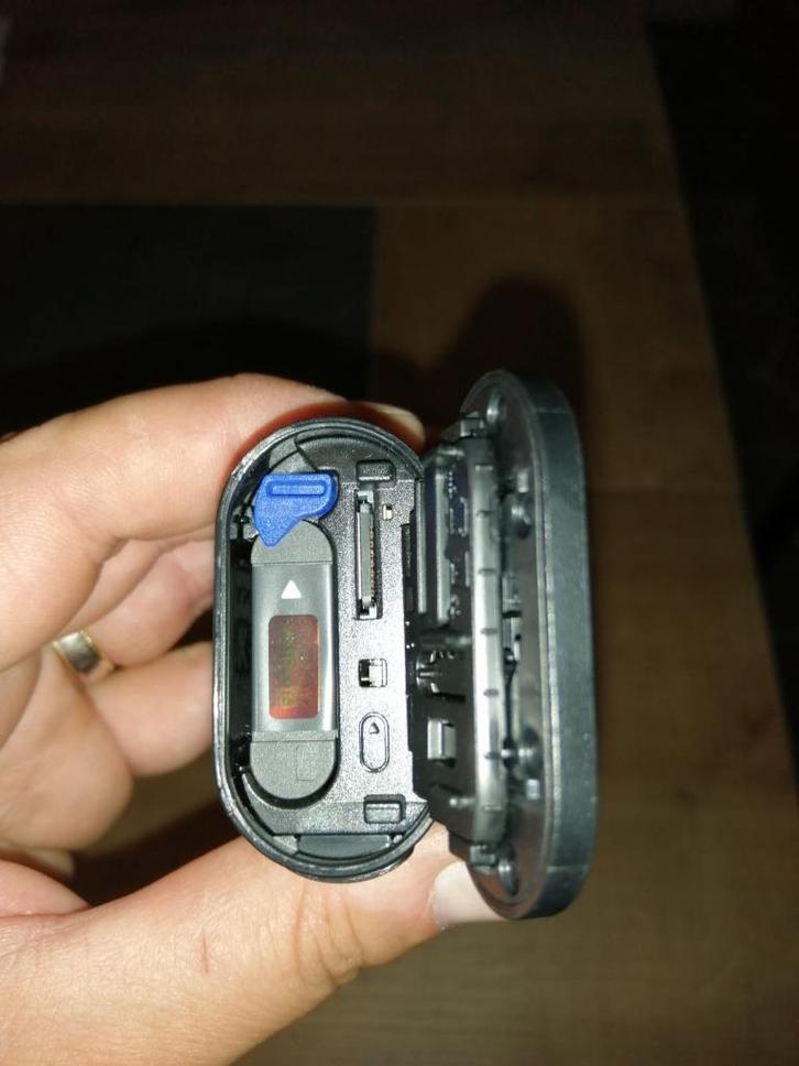 Camera Sony actioncamera plus vele extra s en toebehoren, Audio, Tv en Foto, Fotocamera's Digitaal, Nieuw, Compact, Sony, 4 t/m 7 keer