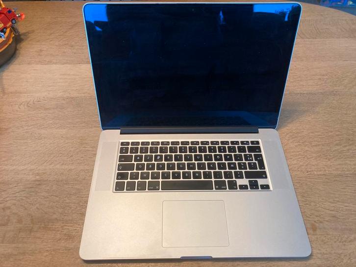 MacBook Pro 15', Computers en Software, Apple Macbooks, Zo goed als nieuw, MacBook, Ophalen