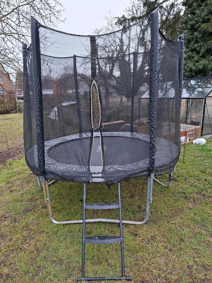 Trampoline Salta 251 cm, Enfants & Bébés, Jouets | Extérieur | Trampolines, Utilisé, Enlèvement