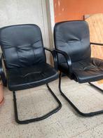 A vendre 2 fauteuils en similicuir., Gebruikt