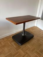 Tv-tafel uit de jaren 60/70, Antiek en Kunst, Ophalen