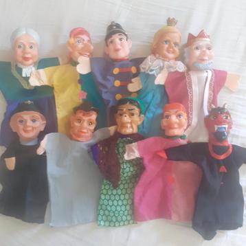 Retro handpoppen poppenkastpoppen (i) beschikbaar voor biedingen
