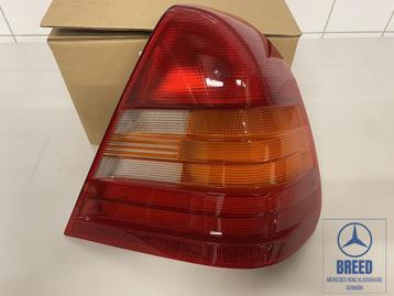 NOS achterlicht rechts ULO voor Mercedes-Benz W202 sedan Cla beschikbaar voor biedingen