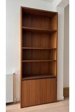 Boekenkast in notelaar fineer, Ophalen, Met deur(en), 100 tot 150 cm, 200 cm of meer