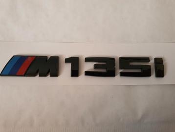 Bmw m135i koffer embleem/logo > glans zwart of chroom beschikbaar voor biedingen
