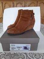Boots en daim cognac pointure 40, Ophalen, Gedragen, Lage of Enkellaarzen